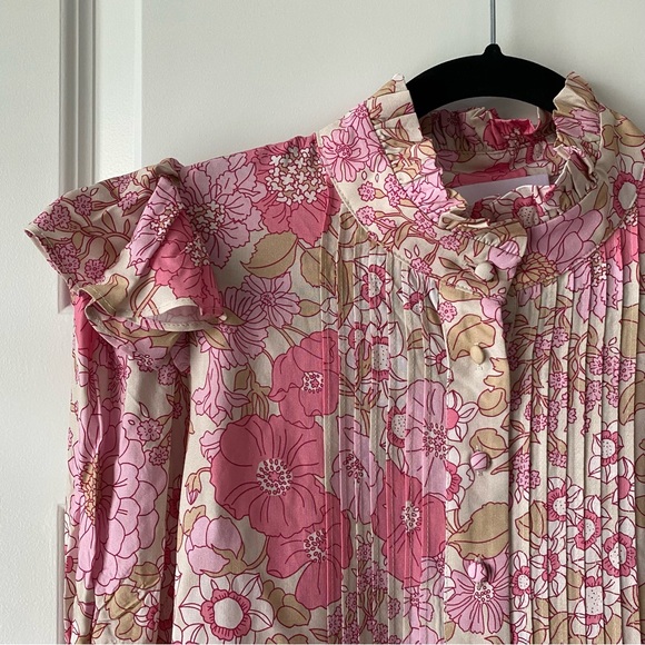 Selkie Pleated Floral Blouse with Ruffle Detailing Button Down Tuxedo Blouse - Picture 4 of 8